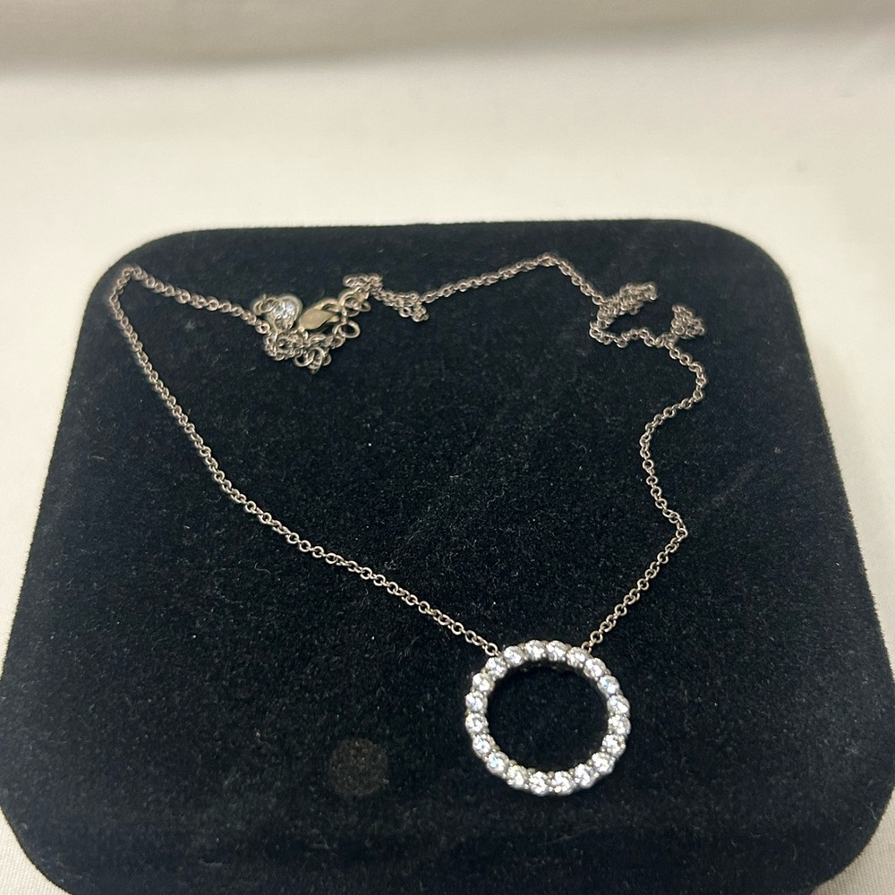 Delicate Silver Rhinestone Necklace Circle Pendant